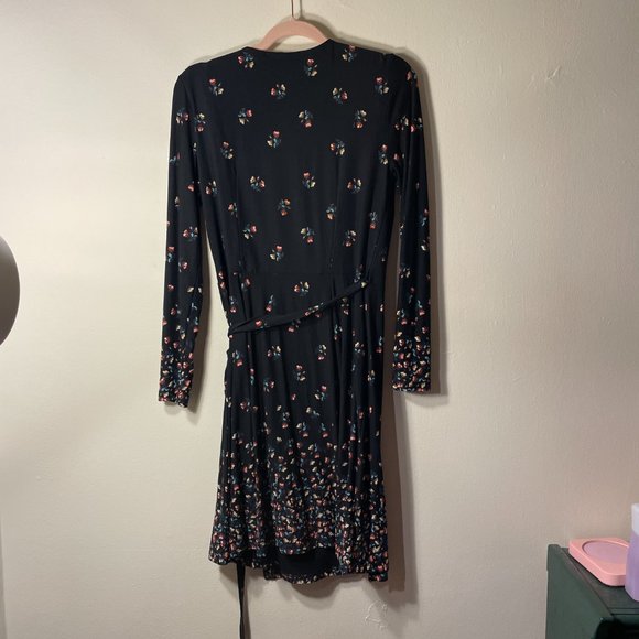 🔥 LOFT | Black Floral Soft Rayon Knit Wrap Dress Small - Picture 5 of 6